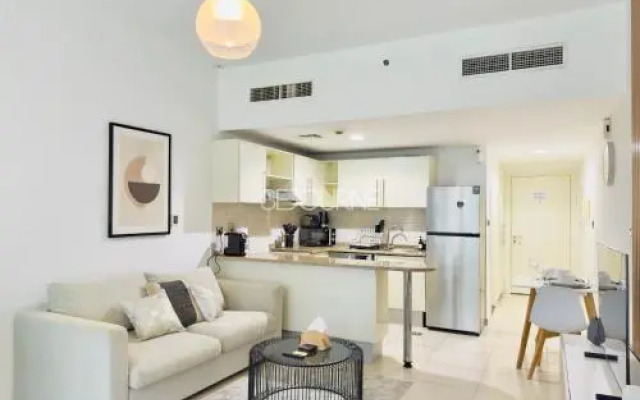 DA86 Well Design Studio in Dubai Arch tower