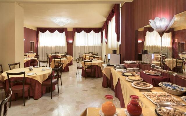 Hotel de Paris