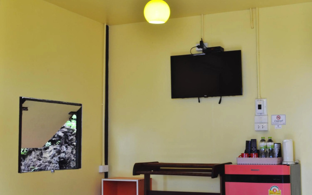 Khao Chang View Resort – Guest Rooms – Phang Nga