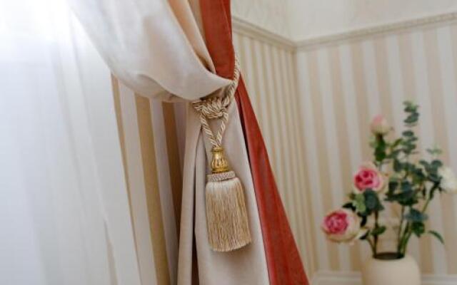 Royal Suite Apartment with Jacuzzi