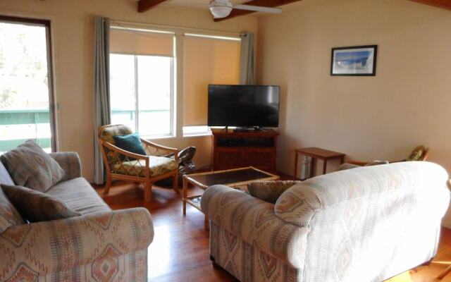 Villa Davoll at Hat Head