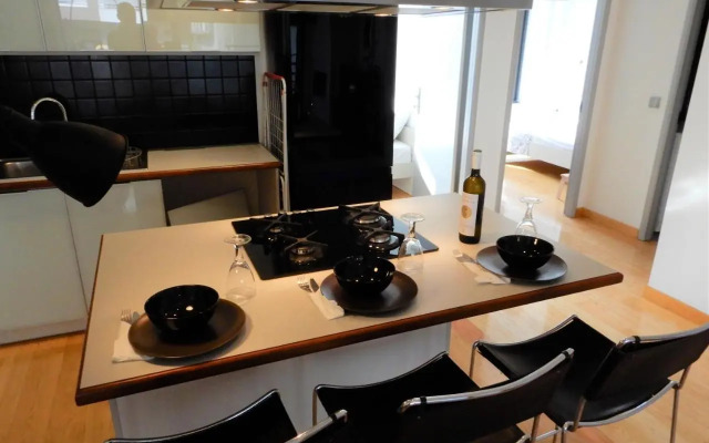 A-10 Modern & luminous - 2BD Athens' party district
