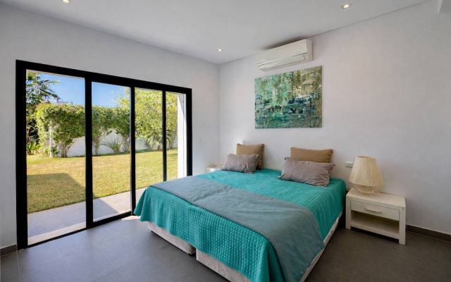 Villa Solreya Contemporary Oasis With Pool