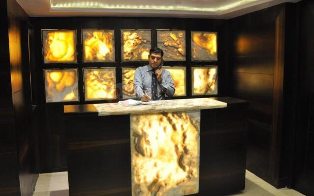 Hotel Shiwalik Regency