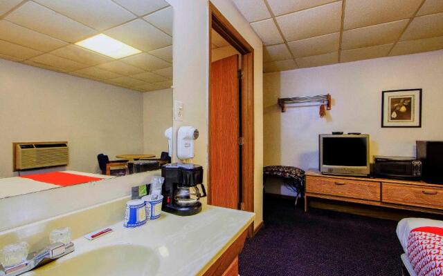 OYO Hotel Chapmanville Inn, WV - Hwy 119