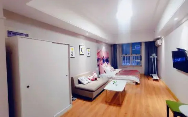 Aurora Apartment (Yangzhou Wanda Store)