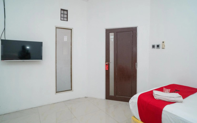 RedDoorz Syariah near Citraland Banjarmasin