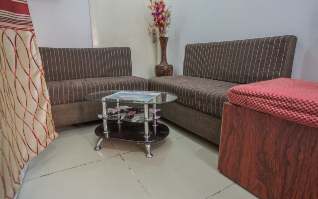 OYO 3205 Hotel New Luxury Royale