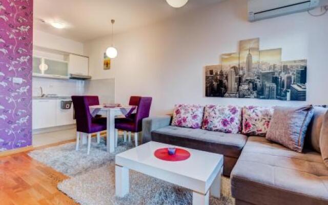 Eureka Apartment
