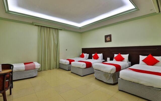 OYO 425 Hotel Manazil Alfouz