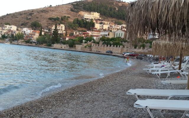 Vasilis Rooms - Apartments