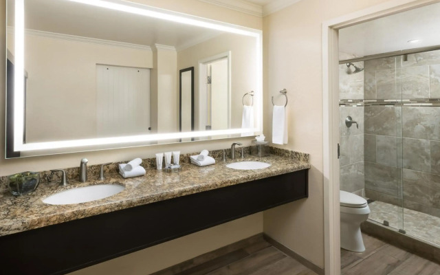 Scottsdale Plaza Resort
