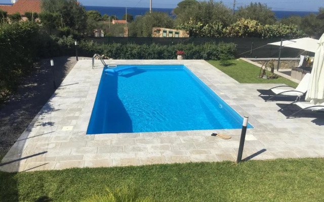 flAle's holiday house