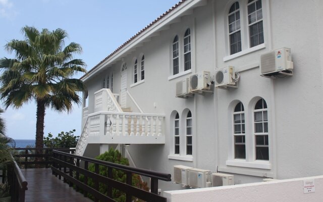 Sea-view Apartment in Mambo Beach Near Seaaquarium