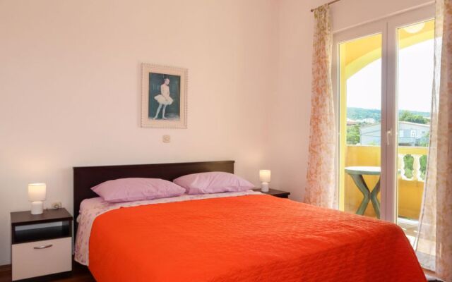 Apartment Dora Spiez 33171