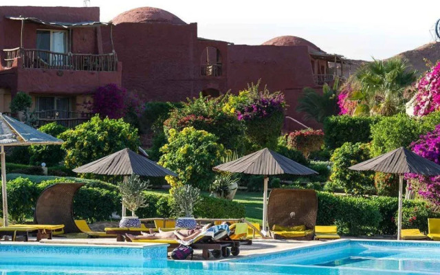 Kahramana Beach Resort