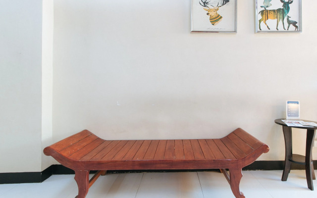 RedDoorz near C5 Kalayaan Avenue Makati