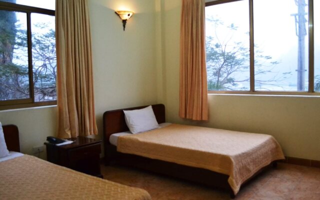 Cat Ba Plaza Hotel