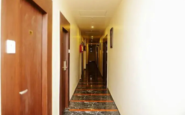 OYO 6832 Hotel 7 CEPL