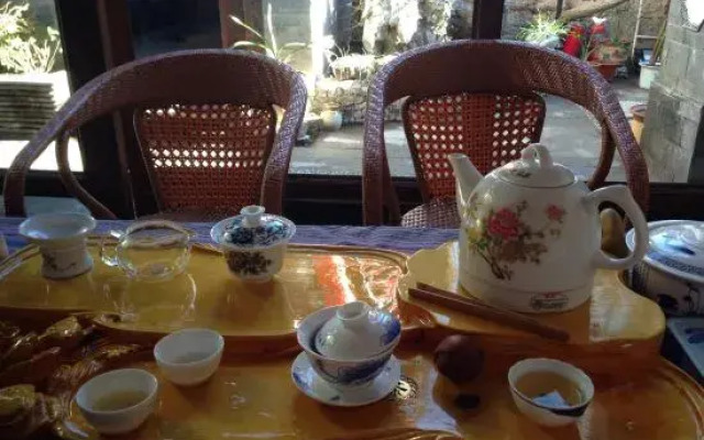 Lijiang Shijingli Boutique Inn