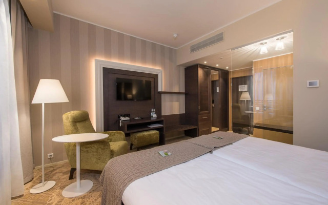 Lydia Hotel