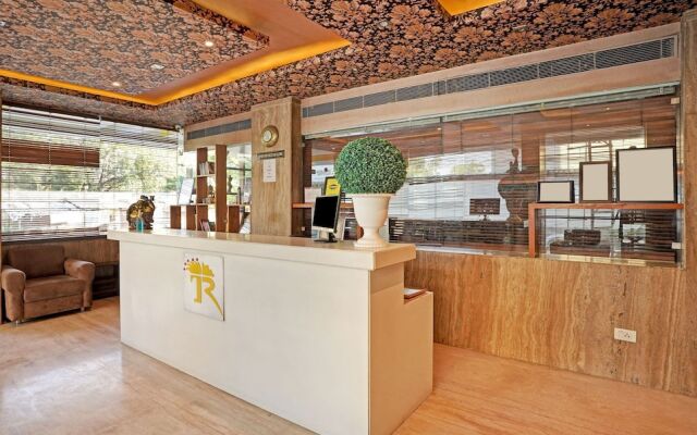 FabHotel Royal CM Bani Park