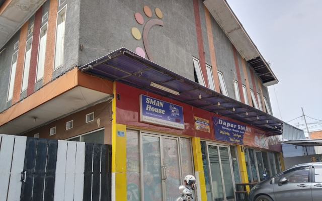 SMAN House Powered by Cocotel