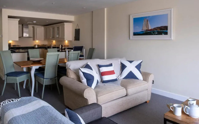 South Sands Hotel