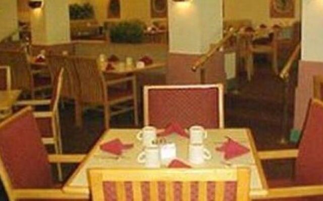 Hotel Suites of America