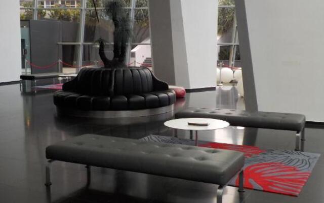 Apartment 4204 - HR Surfers Paradise