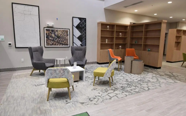 Holiday Inn Kansas City - Northeast by IHG