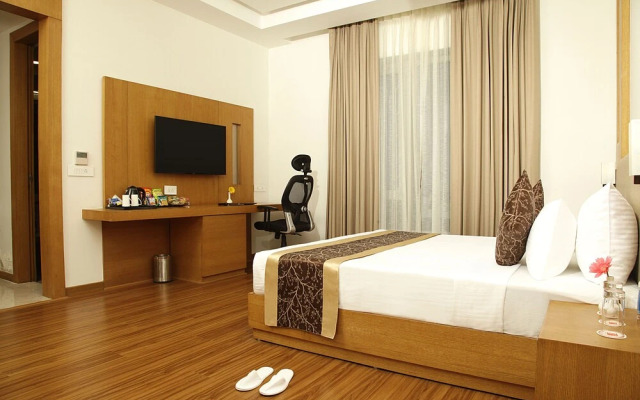 Clarks Inn Aligarh