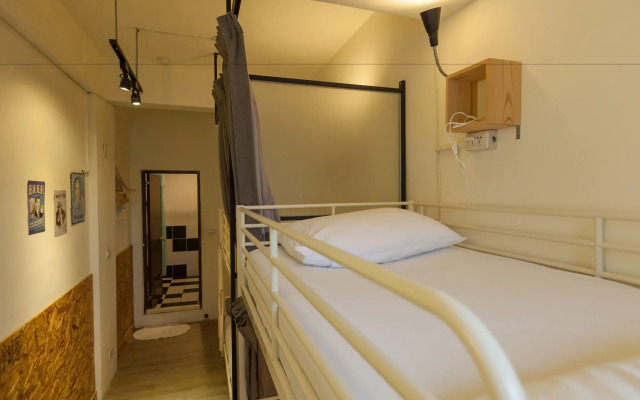 Sleeping Boot Hostel