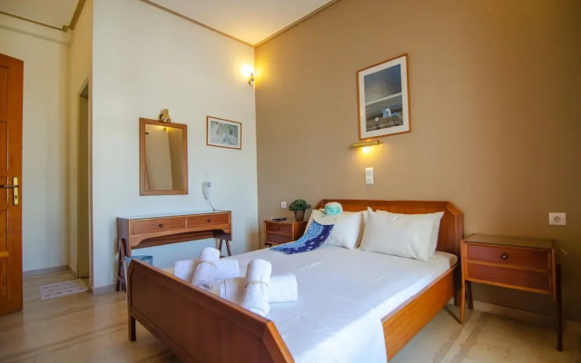 Almira Inn