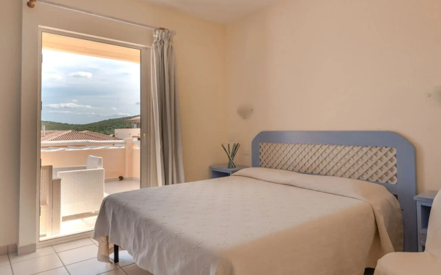 Baia de Bahas Residence