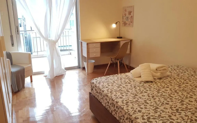 Menta errathens Apartment - Athens Center, 5 BD, 2 BATH