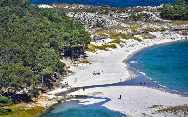 Catapeixe Holiday Apartments