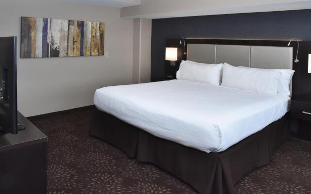 Holiday Inn Canton (Belden Village) by IHG