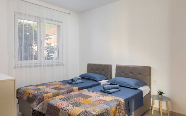 Apartment Why Not