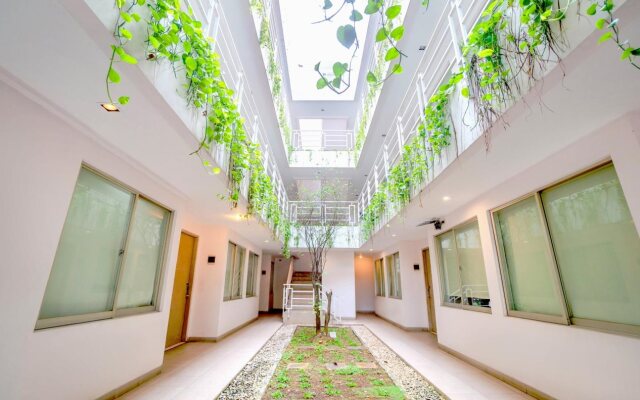 LeGreen Suite Pejompongan