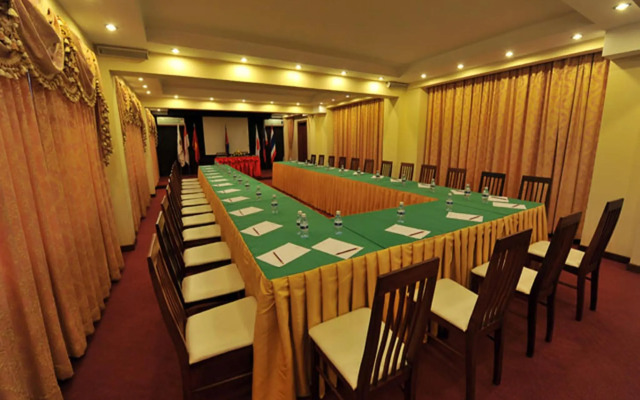 City River Hotel