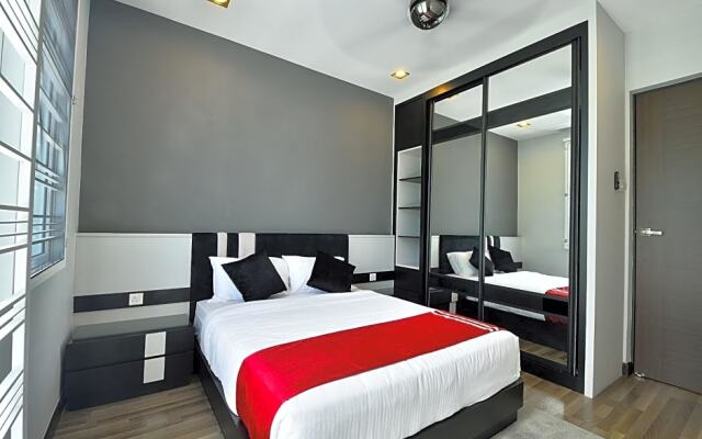 Violet Luxury Service Villa