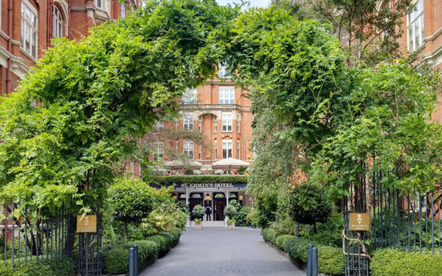 St. Ermins Hotel, Autograph Collection
