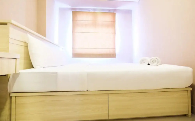 Easy Access to Mall Green Pramuka Apartment