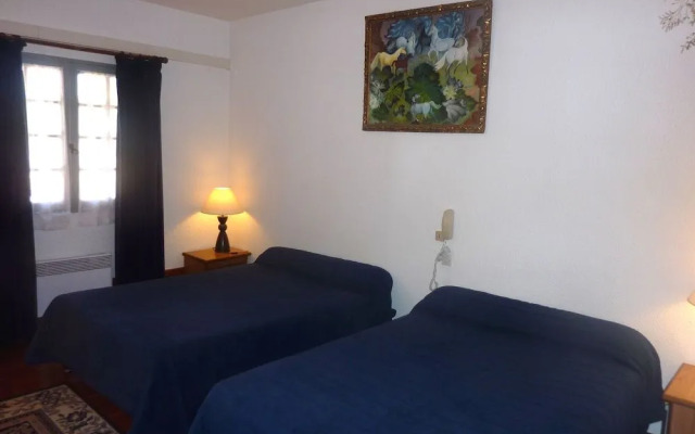 Logis Hôtel Longo Mai