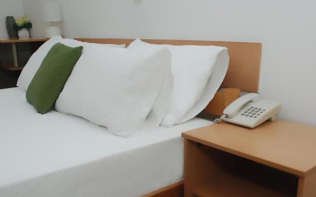 Hotel 7