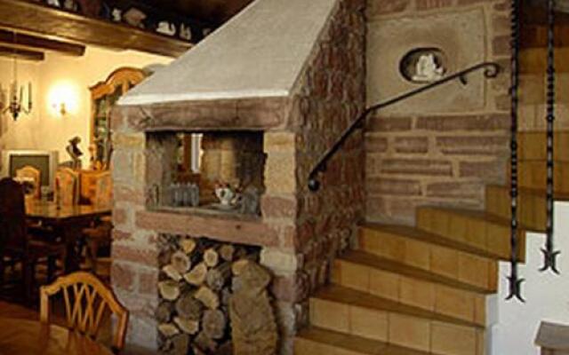 Relais des Marches de l'Est - A Lotel