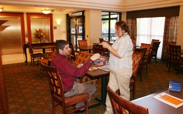 Hampton Inn & Suites Valley Forge/Oaks