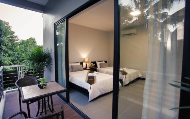 Minea D' Angkor Boutique