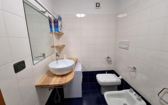 Moretti, two-room apartment. (022113-AT-918257)-700 Moretti